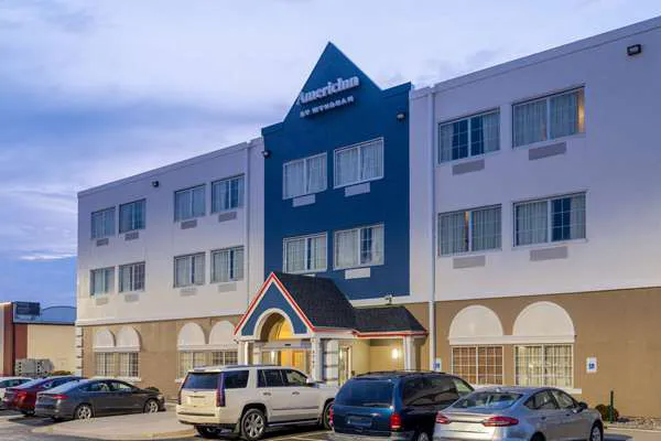 AmericInn by Wyndham Cedar Rapids North 4