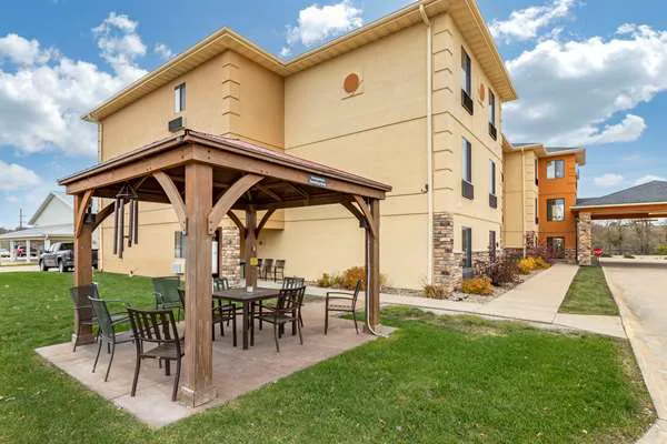 Comfort Inn & Suites Cedar Rapids North - Collins Road 4