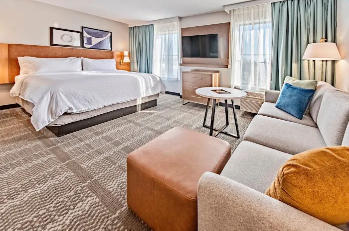 Staybridge Suites Cedar Rapids North by IHG 4