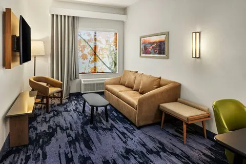 Fairfield Inn & Suites Cedar Rapids North 4