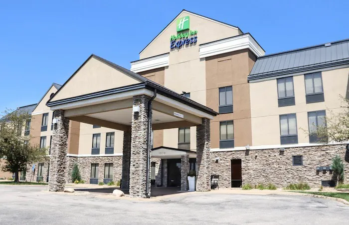 Holiday Inn Express Cedar Rapids (Collins Rd) by IHG 4