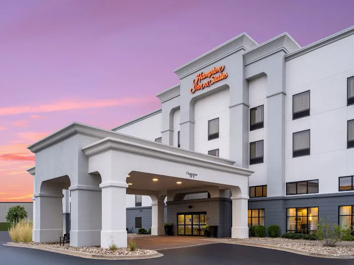 Hampton Inn & Suites Cedar Rapids - North 4