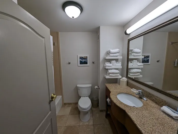 Hampton Inn & Suites Cedar Rapids - North 4