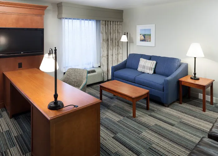 Hampton Inn & Suites Cedar Rapids - North 4