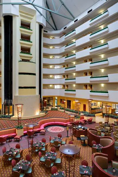 Radisson Hotel Cedar Rapids 4