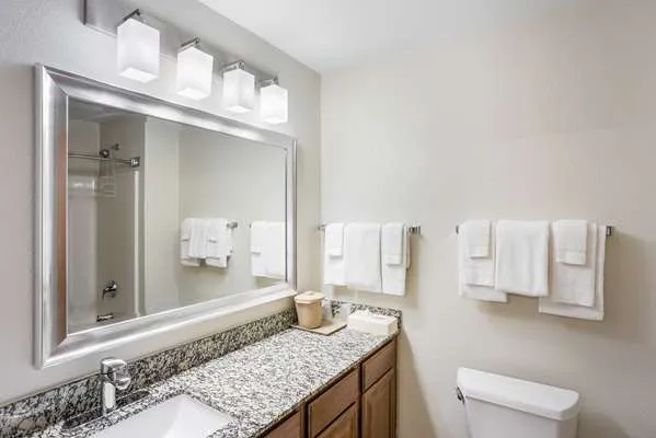 MainStay Suites Cedar Rapids North - Marion 4