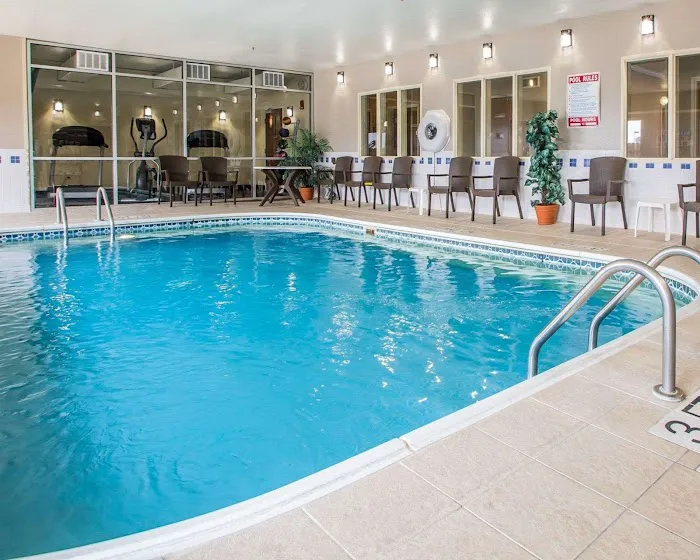 Comfort Inn & Suites Waterloo - Cedar Falls 4