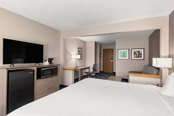 Baymont by Wyndham Waterloo 4