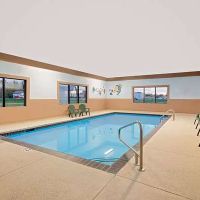 Howard Johnson by Wyndham Waterloo/Cedar Falls ico