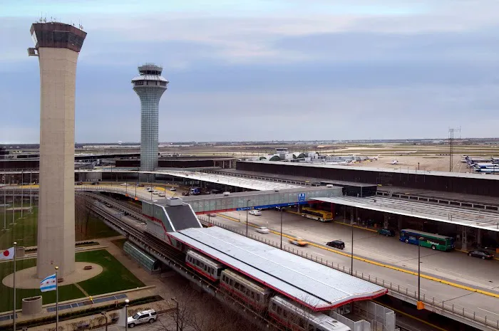 Hilton Chicago O'Hare Airport 4