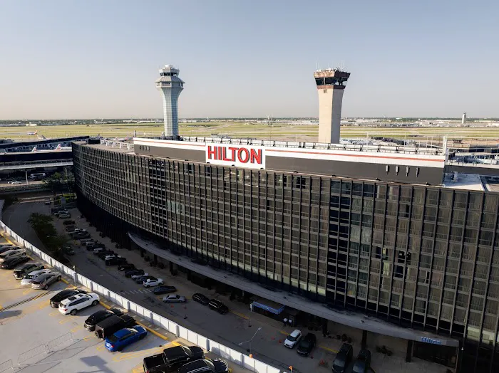Hilton Chicago O'Hare Airport 4