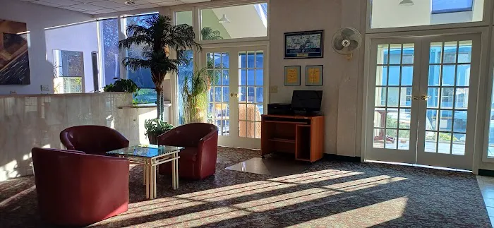O'Hare Inn and Suites 4