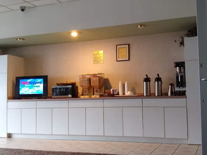 O'Hare Inn and Suites 4