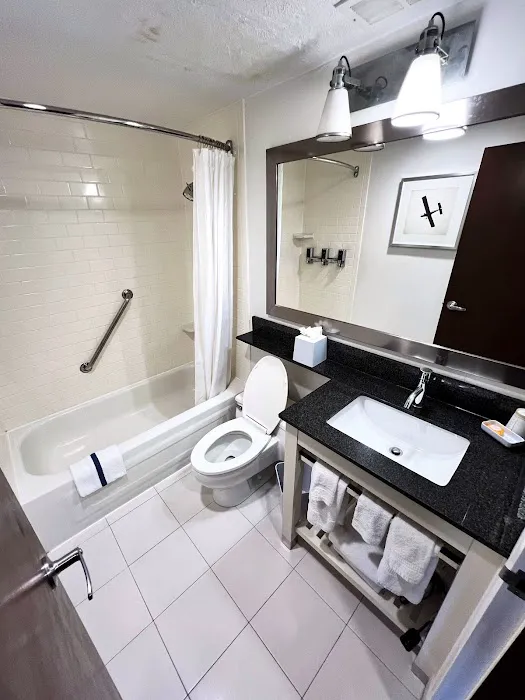 Four Points by Sheraton Chicago O'Hare Airport 4