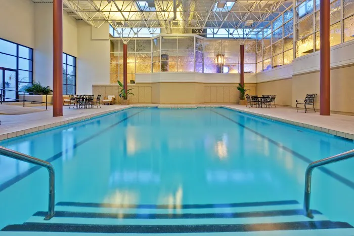 Crowne Plaza Chicago Ohare Hotel & Conf Ctr by IHG 4