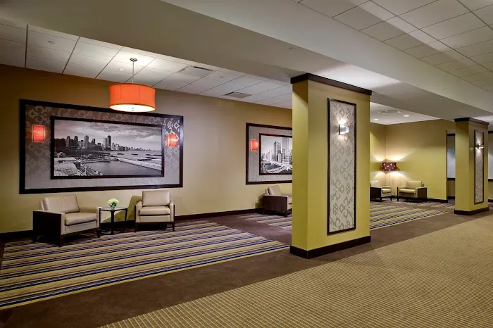 Crowne Plaza Chicago Ohare Hotel & Conf Ctr by IHG 4