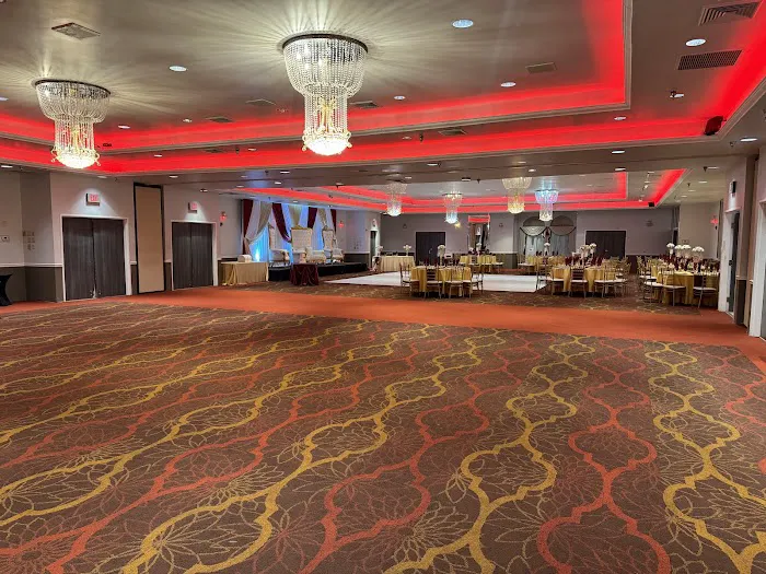 Ramada by Wyndham Glendale Heights/Lombard 4