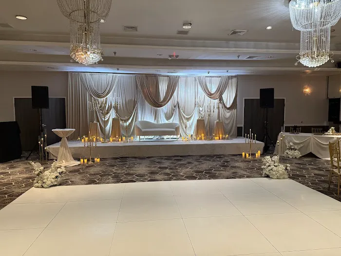 Ramada by Wyndham Glendale Heights/Lombard 4