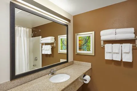 Fairfield Inn & Suites Chicago Lombard 4