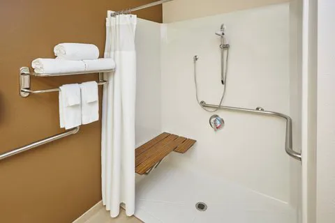 Fairfield Inn & Suites Chicago Lombard 4