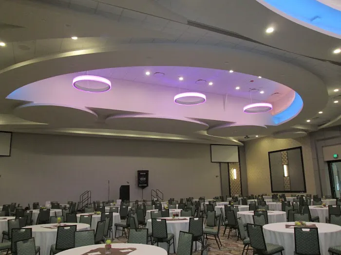 Holiday Inn Express & Suites Chicago West-Roselle by IHG 4