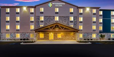 WoodSpring Suites Chicago Addison