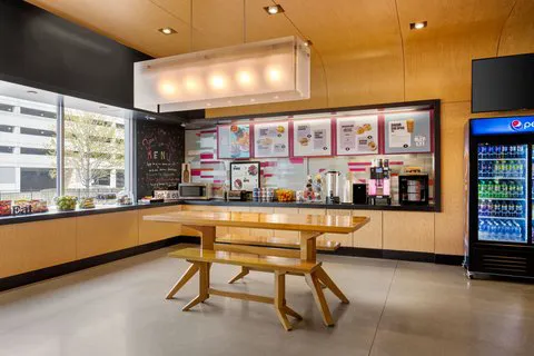 Aloft Chicago O'Hare 4
