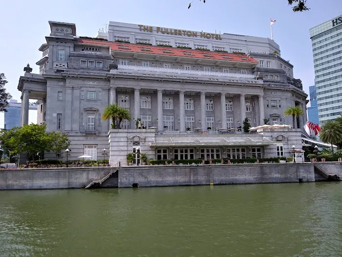 Fullerton Hotel 5