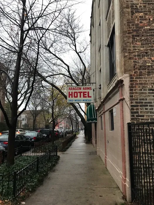 Aragon Arms Hotel 5