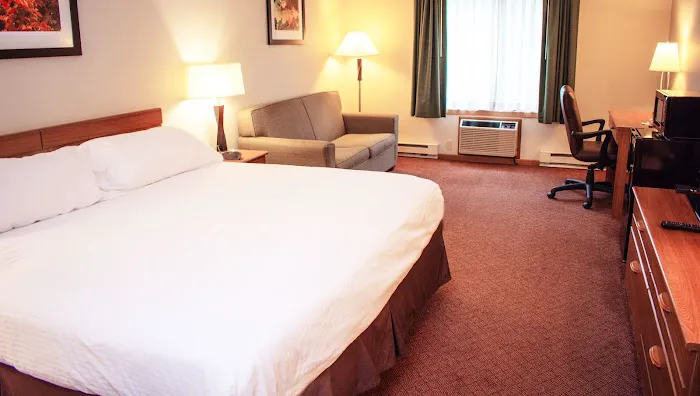 Magnuson Hotel Country Inn 4