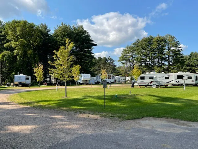 Sunny Pines Resort 4