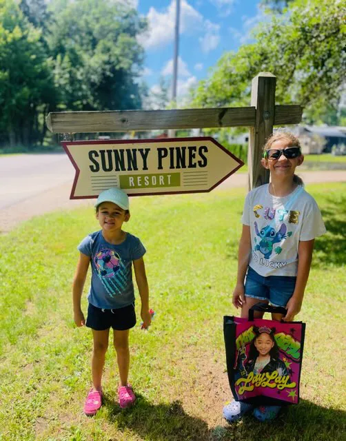 Sunny Pines Resort 4