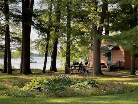Sunny Pines Resort 4