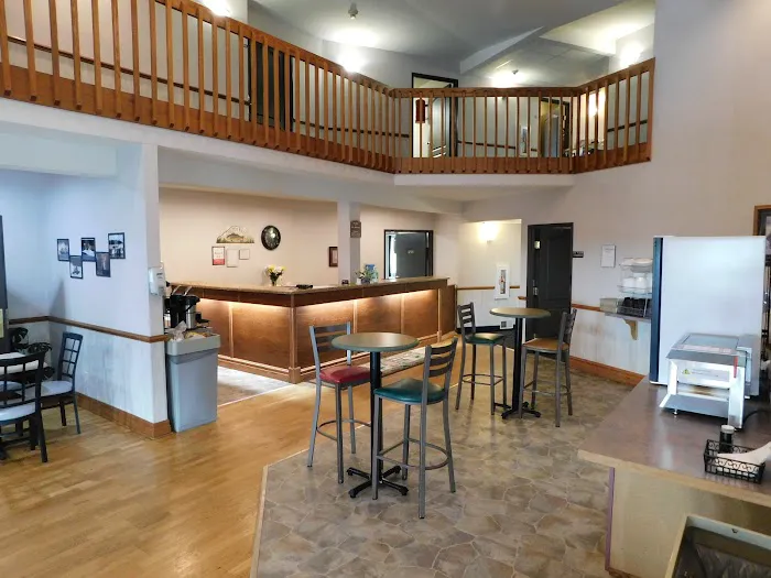 Northwoods Best Inn - Chetek 4