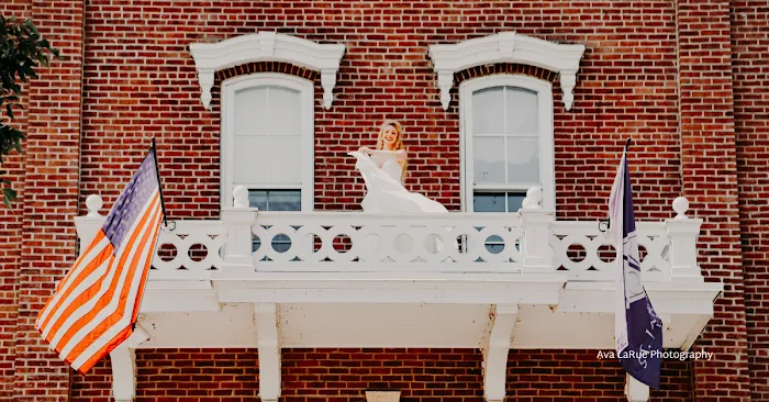 St. James Hotel, 1875 - A Historic Hotel of America 4
