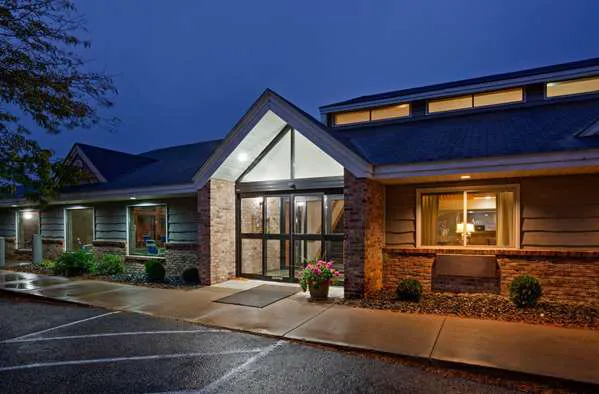 AmericInn by Wyndham Red Wing 4