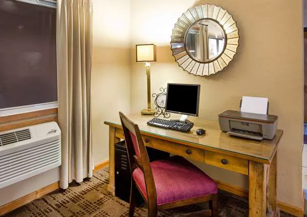 AmericInn by Wyndham Red Wing 4