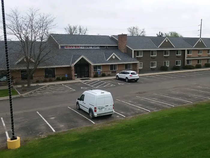 AmericInn by Wyndham Red Wing 4