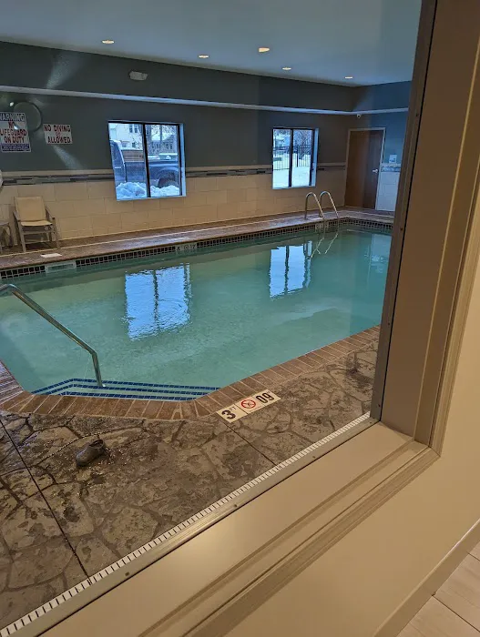 Holiday Inn Express & Suites Red Wing by IHG 4