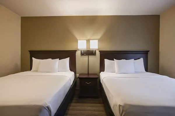 Country Inn & Suites by Radisson, Red Wing, MN 4