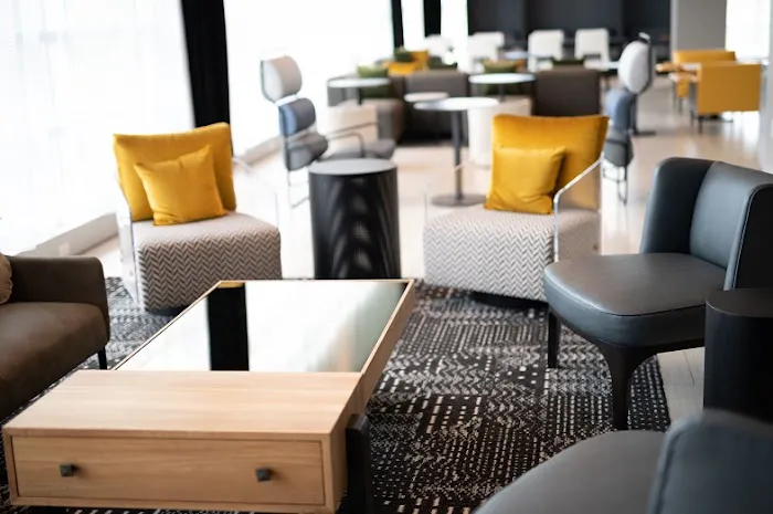 The Hotel at Kirkwood Center 4