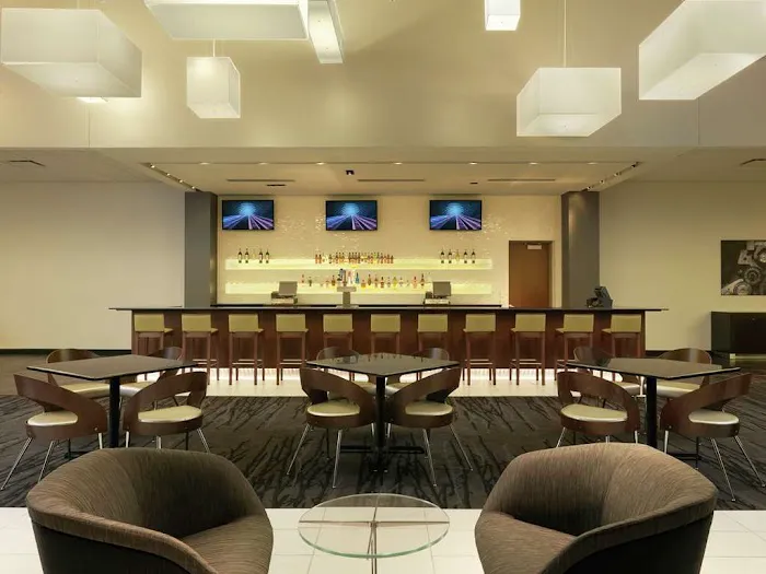 DoubleTree by Hilton Hotel Cedar Rapids Convention Complex 4