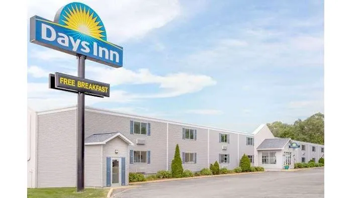 Days Inn by Wyndham Cedar Falls- University Plaza 4