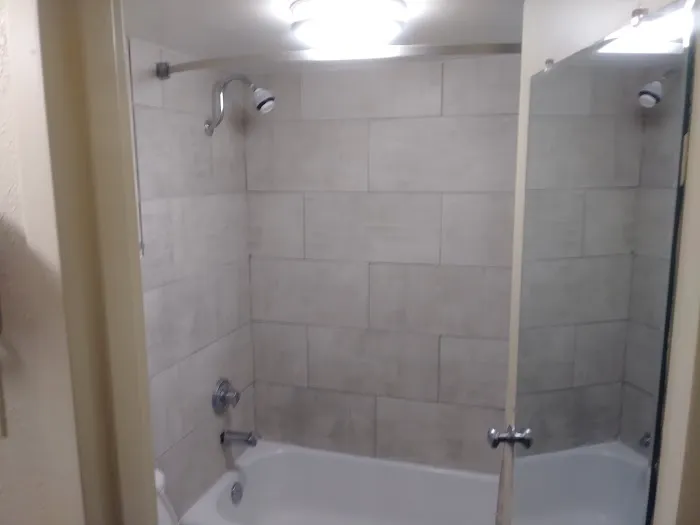 Days Inn by Wyndham Cedar Falls- University Plaza 4