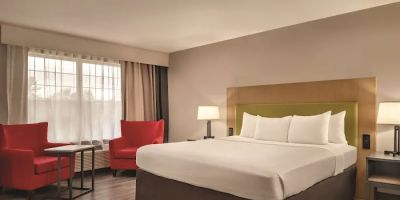Country Inn & Suites by Radisson, Cedar Falls, IA