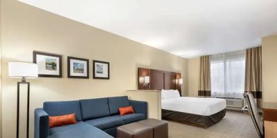 Comfort Suites