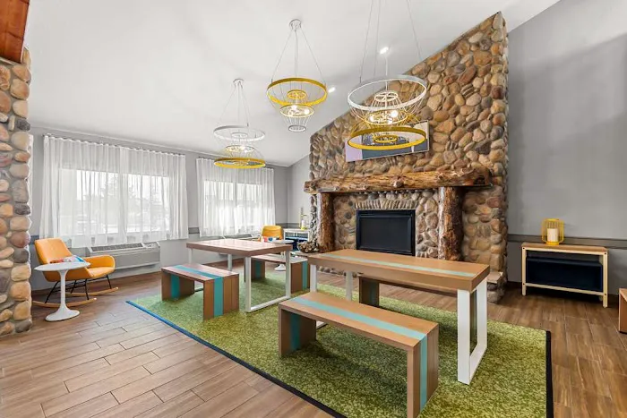 Spark by Hilton Cedar Falls 4