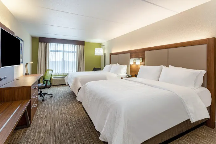 Holiday Inn Express & Suites Cedar Falls - Waterloo by IHG 4