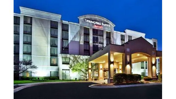 SpringHill Suites Chicago Elmhurst/Oakbrook Area 4