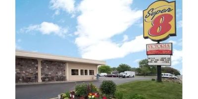 Super 8 by Wyndham Chicago Northlake O'Hare South